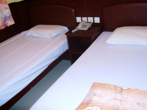 Отель Li’s Chain Hostel  Гонконг